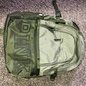 BRAND NEW VS Pink campus backpack🎉